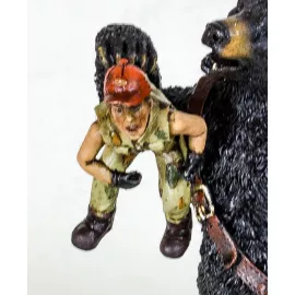 Фигурка керамическая «Медведь-охотник», изображение 3