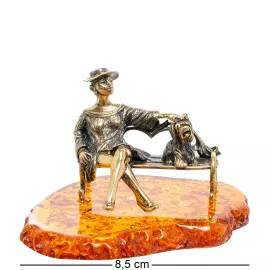 Фигурка Дама с собачкой (латунь, янтарь)