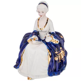 Статуэтка Дама 13,5*12,5 см. высота 16,5 см. Серия Blau Weiss