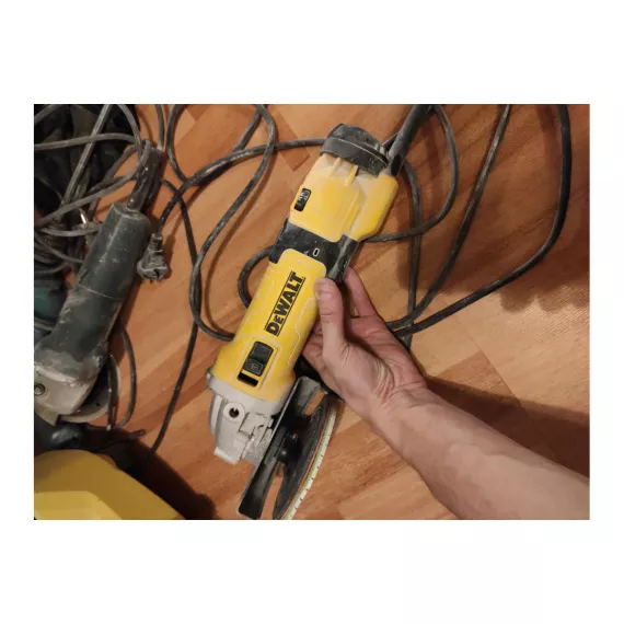 Угловая шлифмашина DEWALT DWE4257, изображение 66