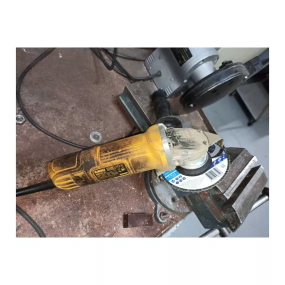 Угловая шлифмашина DEWALT DWE 4151, изображение 11