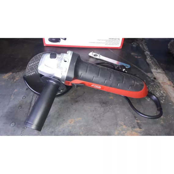 Угловая шлифмашина Elitech МШУ 0912 Промо, изображение 12