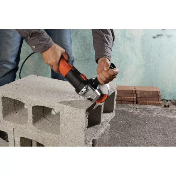 Угловая шлифовальная машина Black&Decker G720, изображение 10