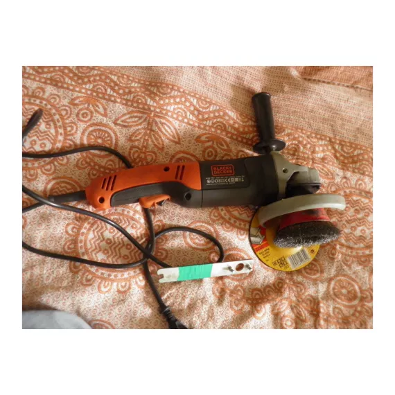 Угловая шлифовальная машина Black+Decker KG1202K, изображение 6