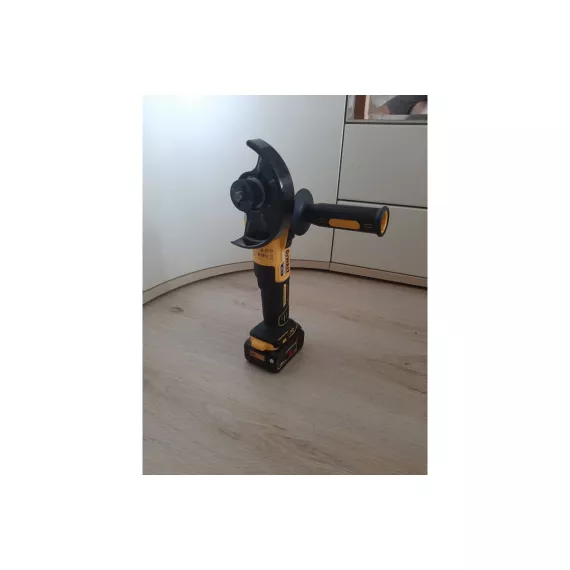 Бесщеточная угловая шлифмашина DEWALT DCG405NT, изображение 175