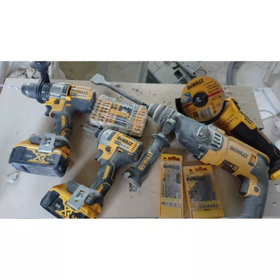 Бесщеточная угловая шлифмашина DEWALT DCG405NT, изображение 156