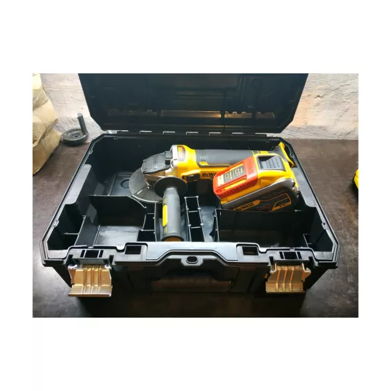 Бесщеточная угловая шлифмашина DEWALT DCG405NT, изображение 136