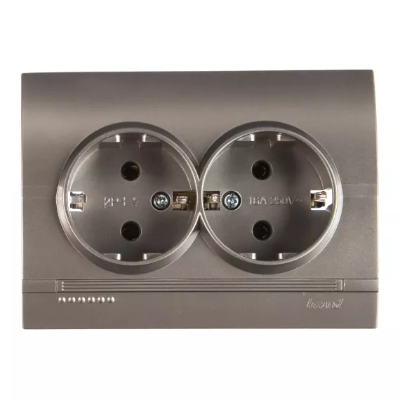 Двойная розетка Lezard DERIY с заземлением, серебристый металлик 702-2828-127B