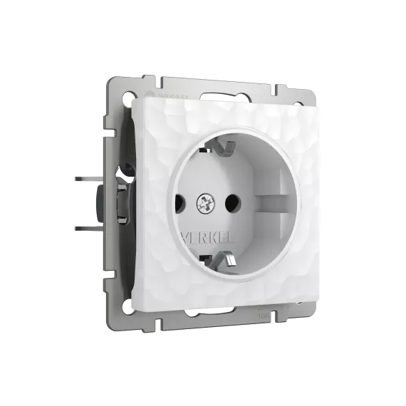 Розетка с заземлением и шторками WERKEL W1271101 a052020