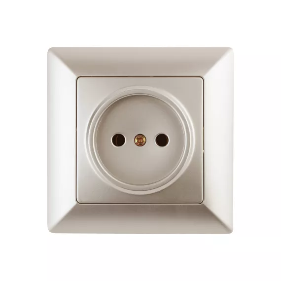 Розетка Intro 420104 2P, 16А, 250В, СУ, Solo, шампань Б0043308