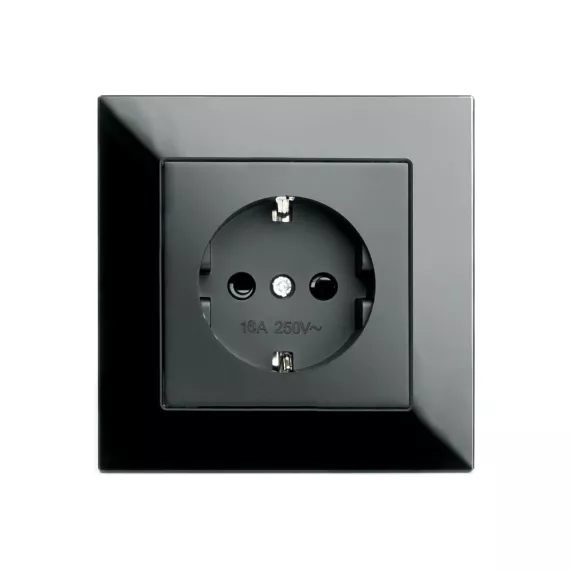1-местная розетка STEKKER с защитной шторкой с заземлением, 250В, 16А, Катрин, GLS16-7010-05, черный 39513