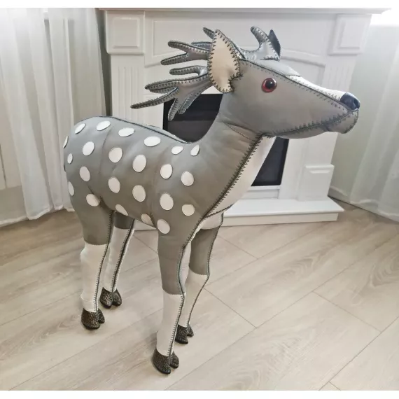 Игрушка из натурально кожи Олень ручной работы, изображение 2