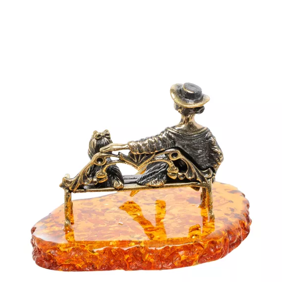 Фигурка Дама с собачкой (латунь, янтарь), изображение 2