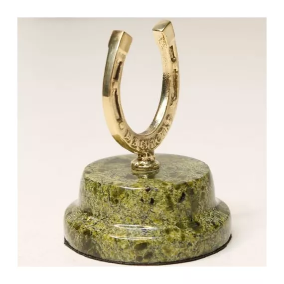 Статуэтка Подкова на счастье на камне из змеевика, изображение 2